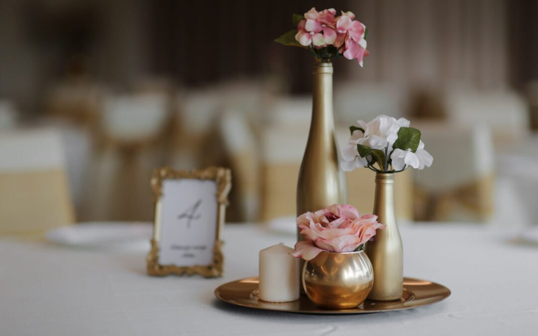 Metallic Decoration Ideas For Your Wedding Reception